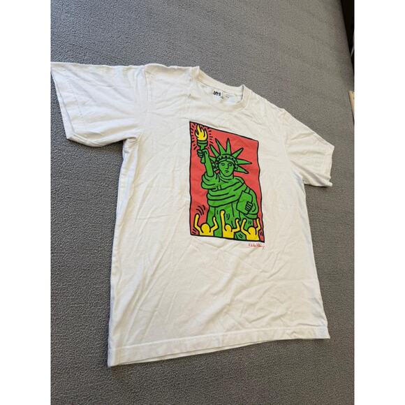 Uniqlo UT Keith Haring XS White Statue of Liberty Graphic Tee - Picture 9 of 12